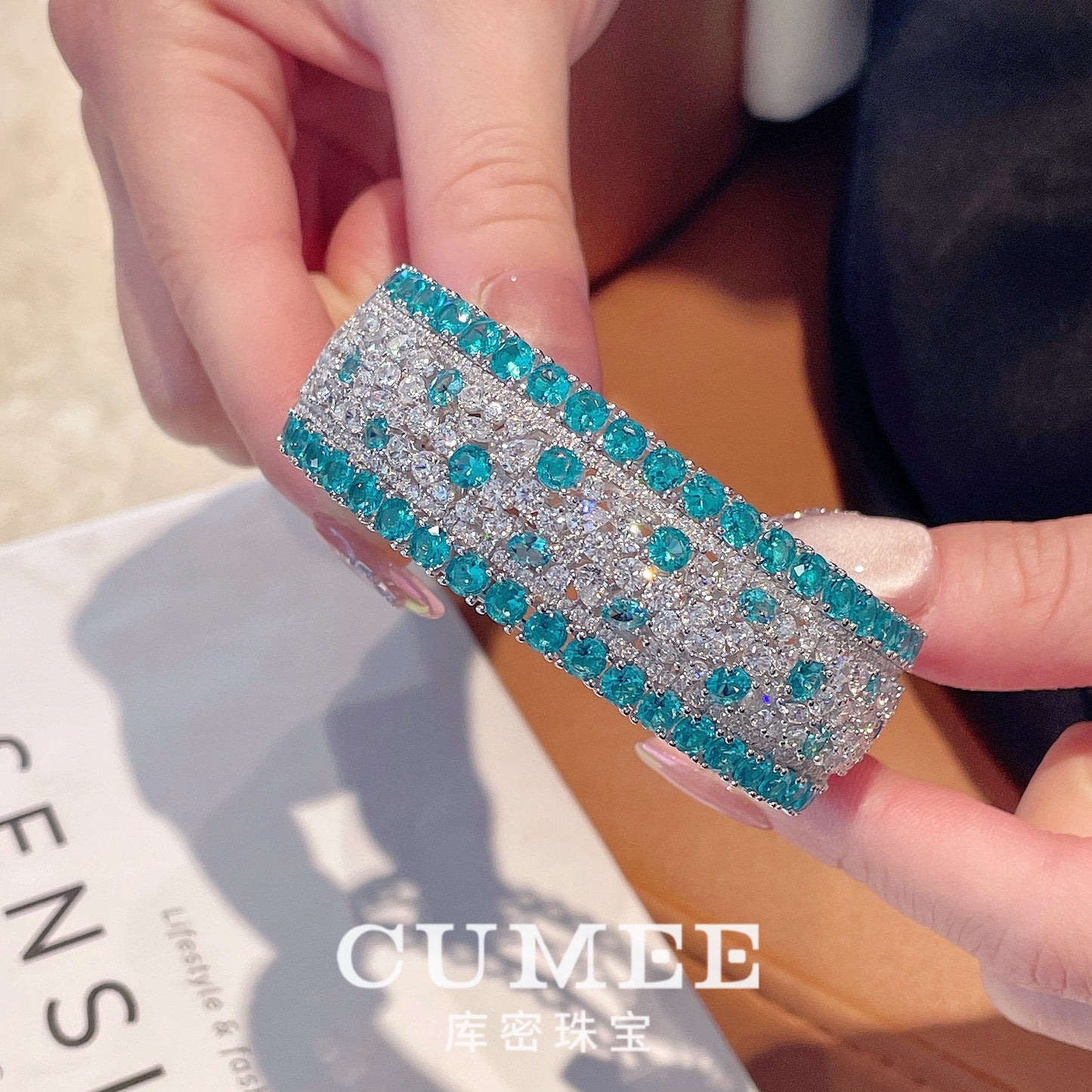Luxury Open Wide Bracelet Artificial Paraiba Color Wide Cut Hollow Bracelet 925 Silver Gold-plated
