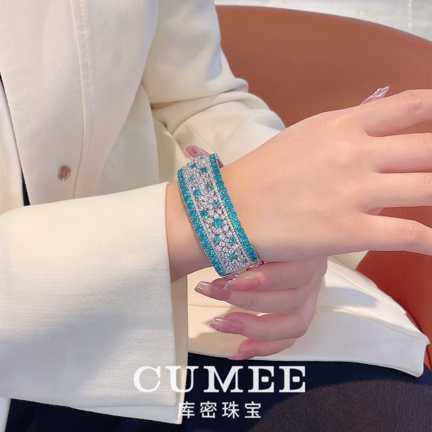 Luxury Open Wide Bracelet Artificial Paraiba Color Wide Cut Hollow Bracelet 925 Silver Gold-plated