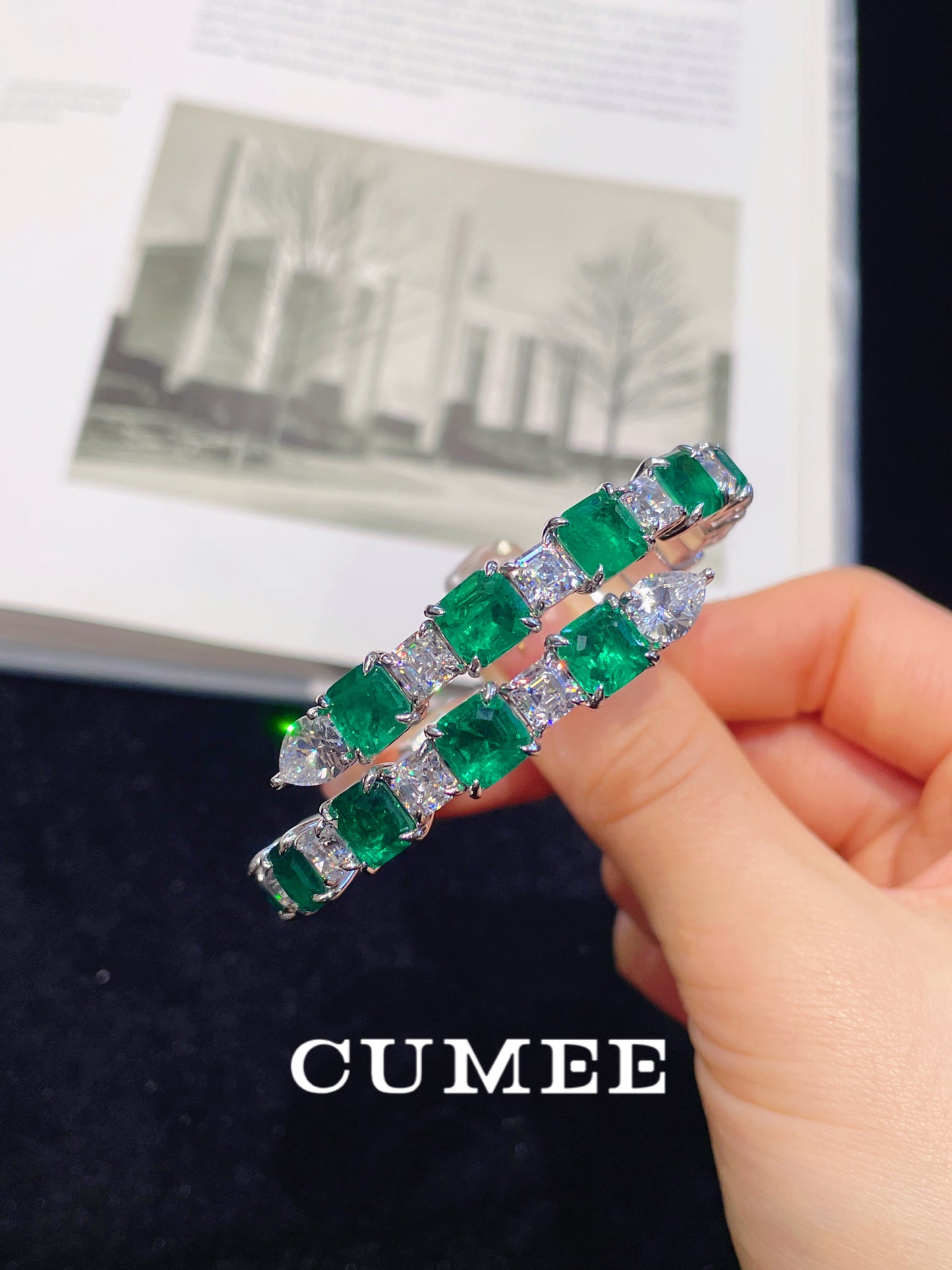 CUMEE Brand Fashionable and Trendy Green Synthetic Bracelet 925 Sterling Silver and White Gold Plating