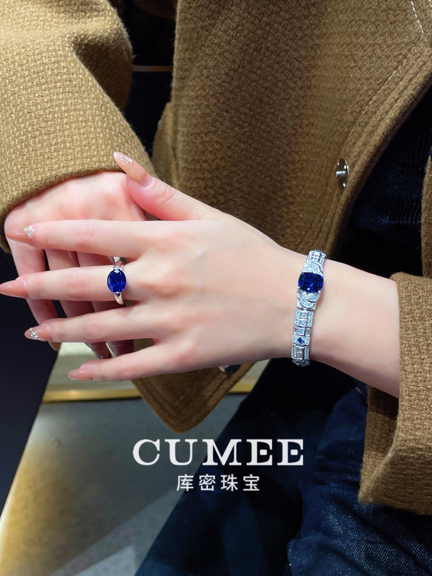 CUMEE 925 Sterling Silver Fashion Style Unisex Cultivated Synthetic Sapphire Blue Gemstone Bracelet. Silver Plated Gold