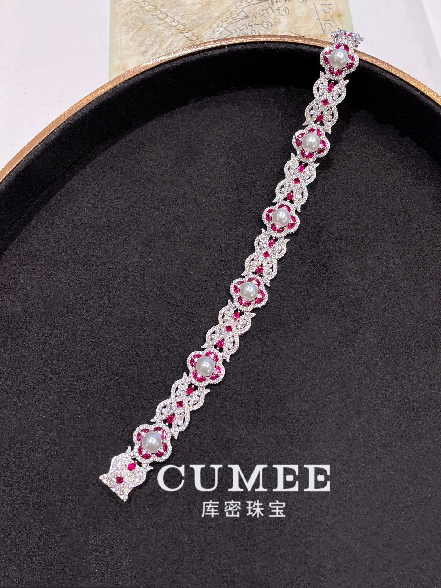 CUMEE Classical Women's Bracelet Fashion Synthetic Bead Simulated Pearls Bracelet. Silver-plated Gold