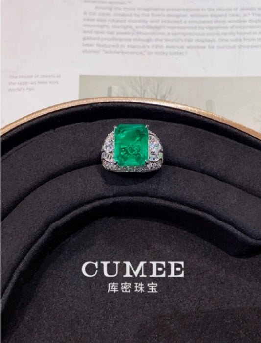 CUMEE Dominant Big Colombian Emerald Green Rings for Men's and Women's Cultivated Emerald Synthetic Ring. 925 Silver Plated Gold