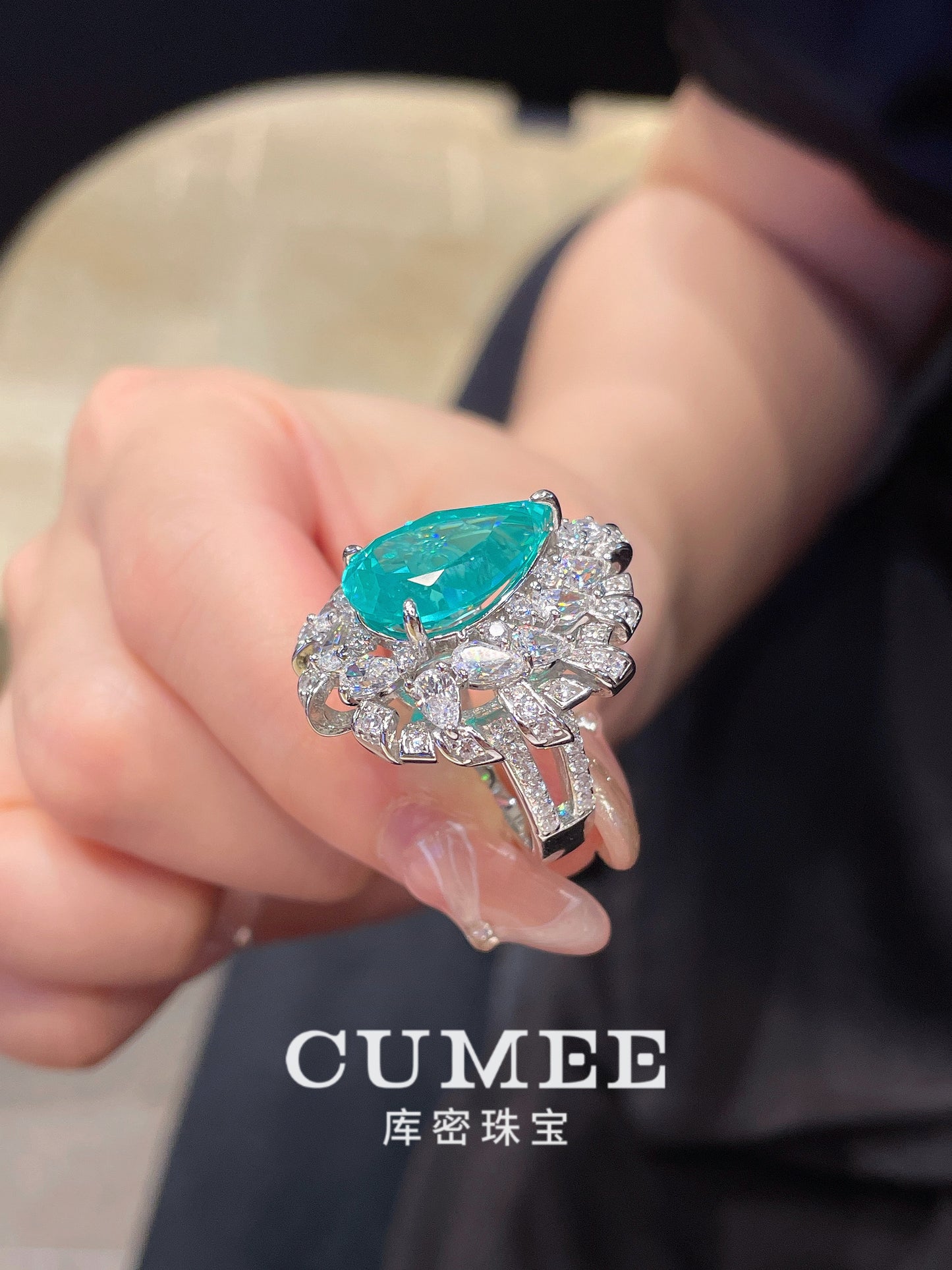 CUMEE Dinner Dressing Style Pear Women's Ring Synthetic Paraiba Water Drop Pear Ring. Silver-plated Gold