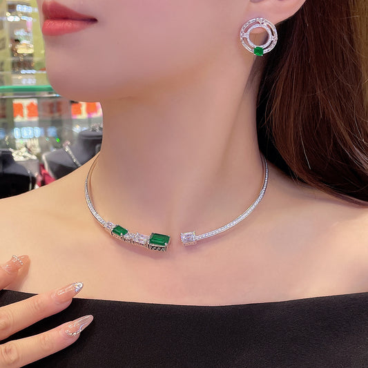 CUMEE Large Carat T-shaped Design Cultivation Synthetic Ruby Collar Necklace Open 925 sterling Silver Gold Plating